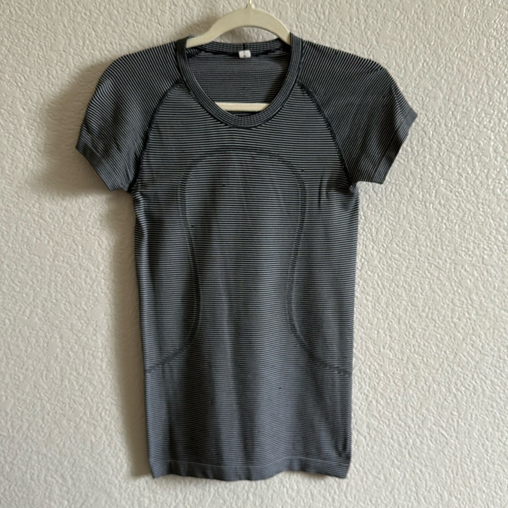 Lululemon Swiftly tech short sleeve regular length